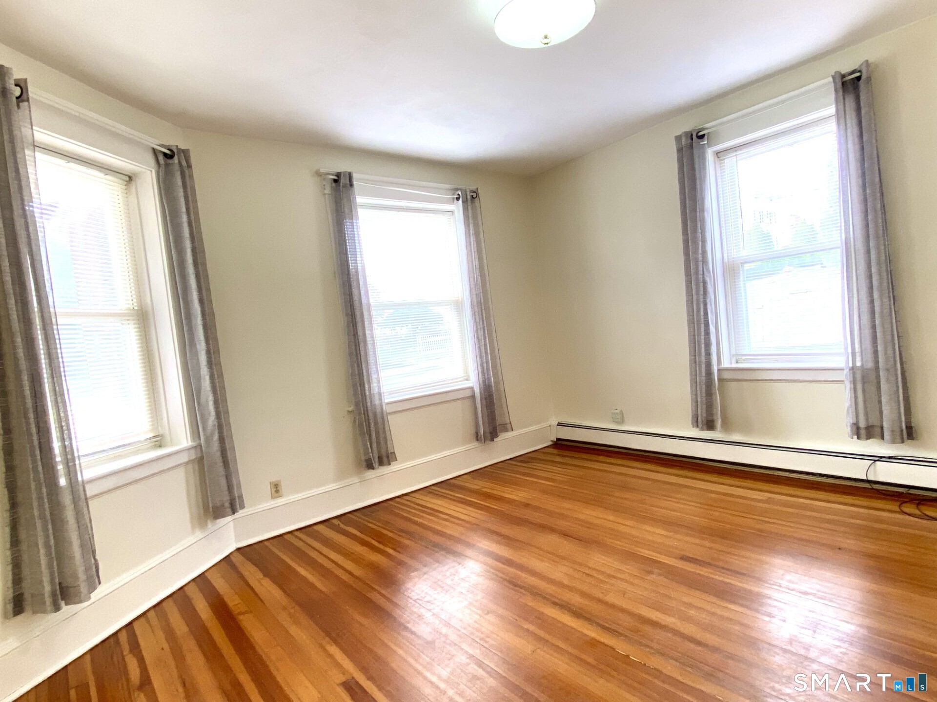 33 Smith Street New Britain CT 06053