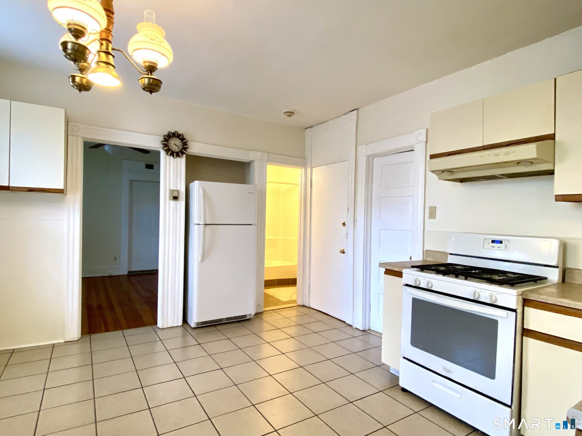 33 Smith Street New Britain CT 06053