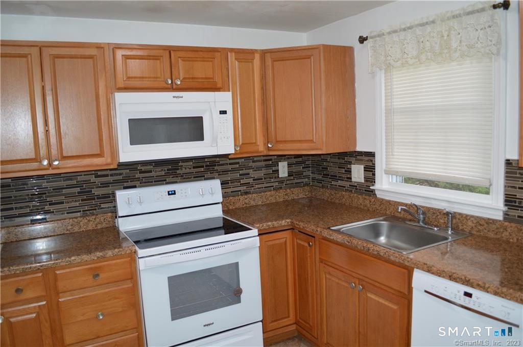 8 Brickyard Road Farmington CT 06032