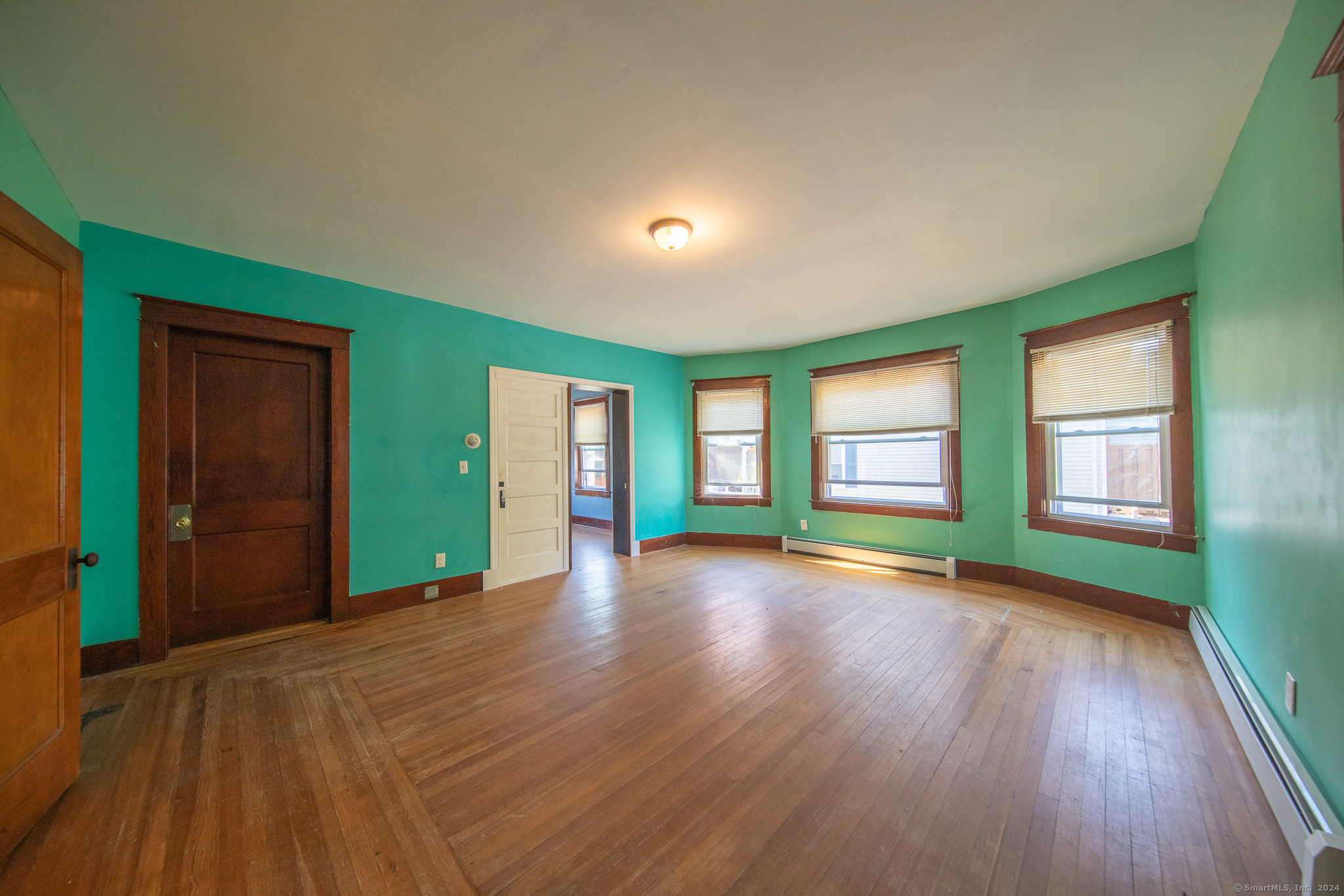 32 Linnell Street Plainfield CT 06354