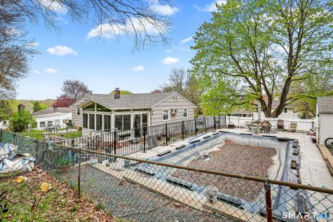 7 Newport Drive Waterbury CT 06705
