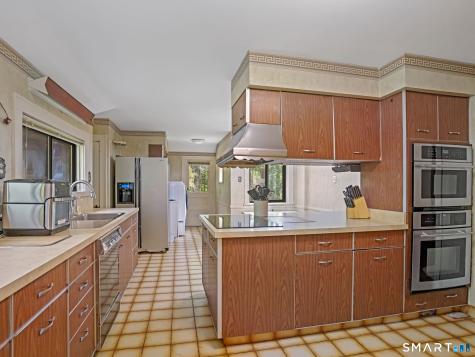 3392 Huntington Road Stratford CT 06614