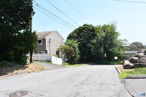 38 Poe Court Fairfield CT 06825
