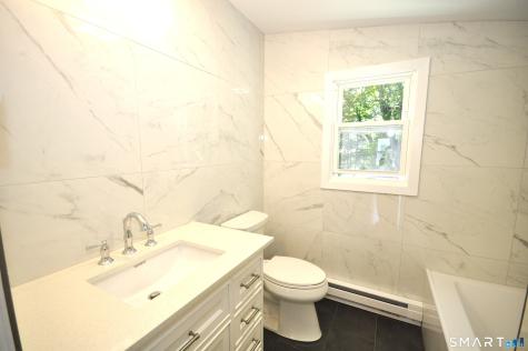 17 Hough Street Plainville CT 06062