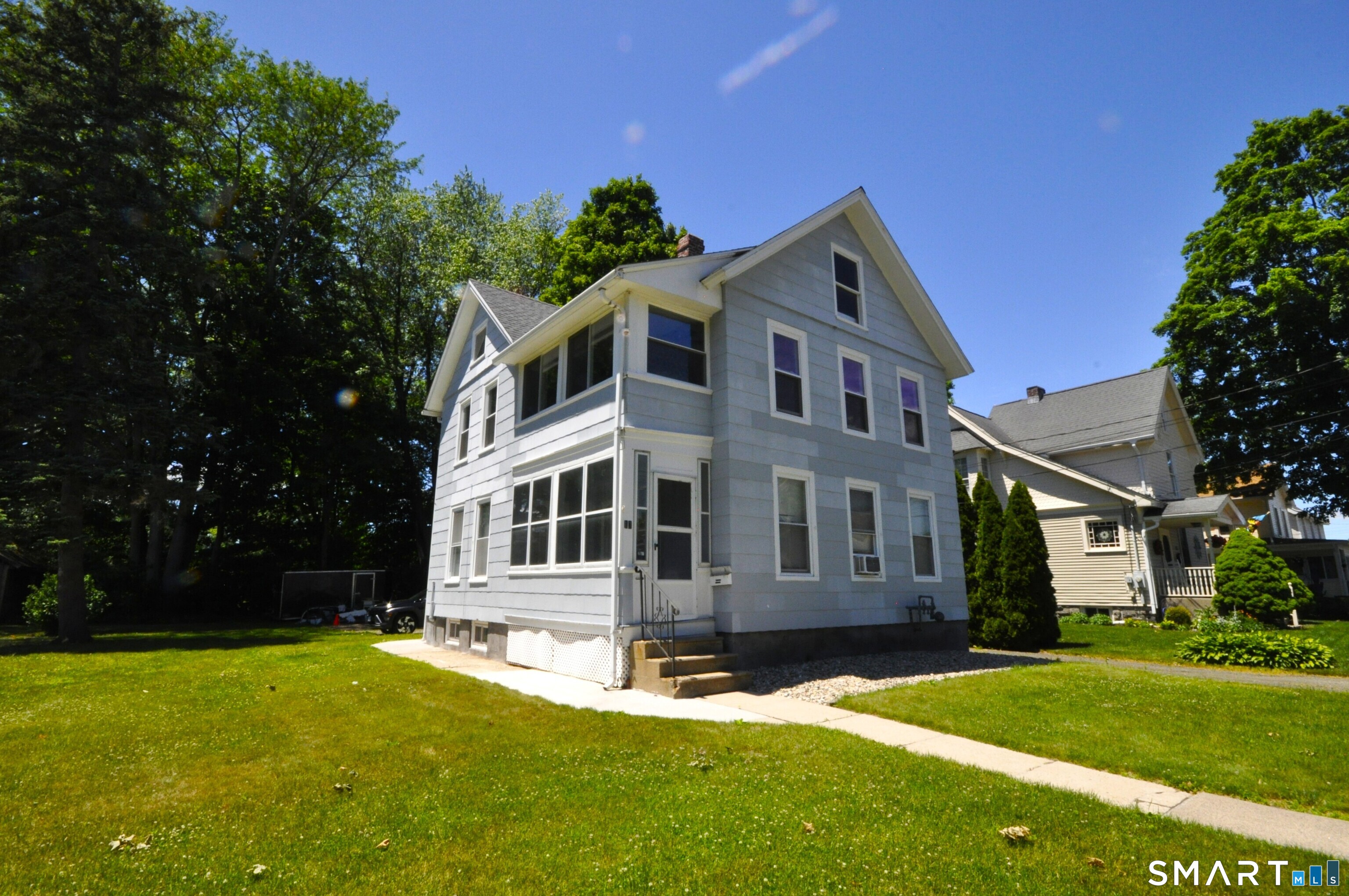 17 Hough Street Plainville CT 06062