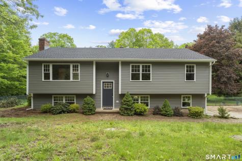831 Nut Plains Road Guilford CT 06437