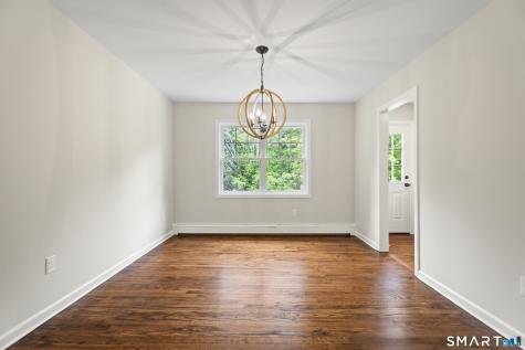 831 Nut Plains Road Guilford CT 06437