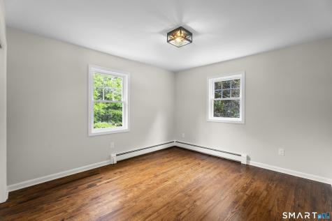 831 Nut Plains Road Guilford CT 06437