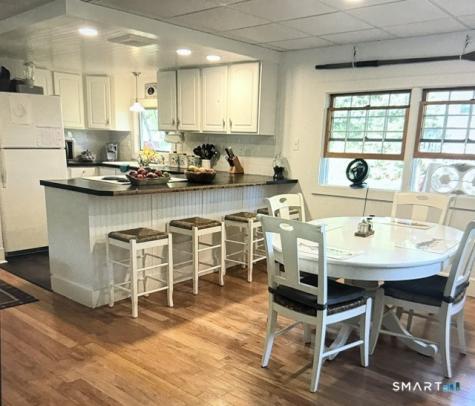 33 Maple Street Stonington CT 06378