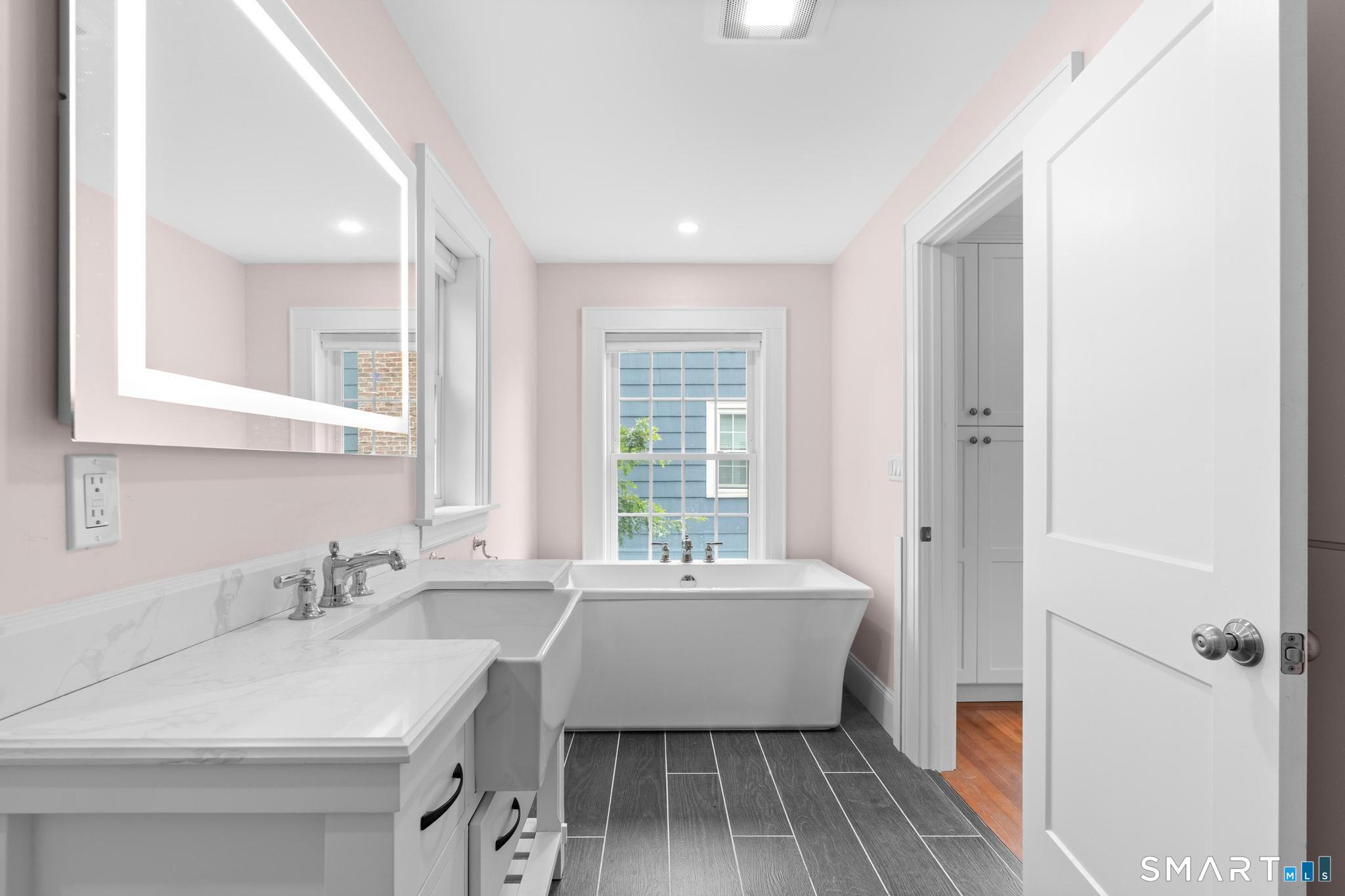 12 Middlefield Drive West Hartford CT 06107