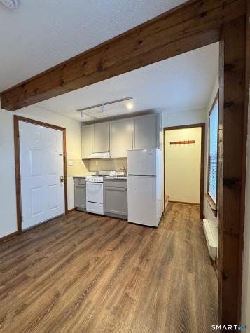 49 Ledyard Avenue Groton CT 06340