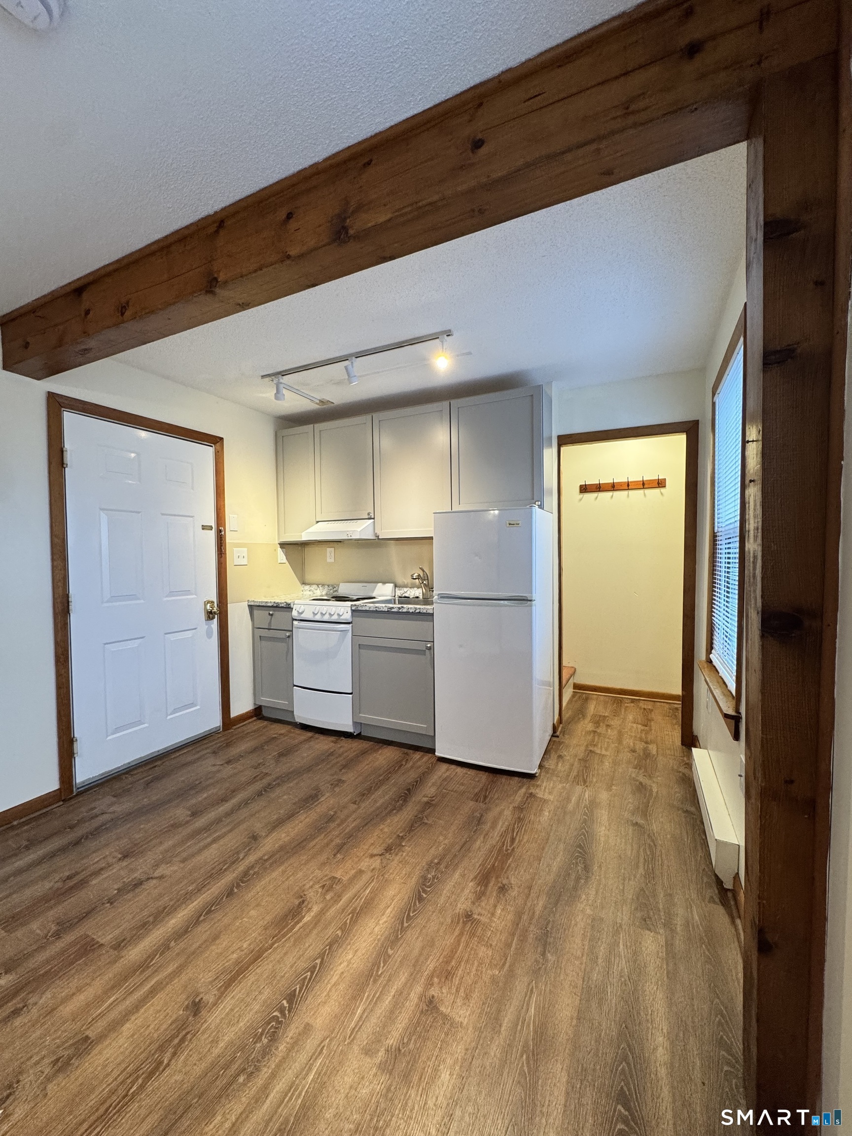 49 Ledyard Avenue Groton CT 06340
