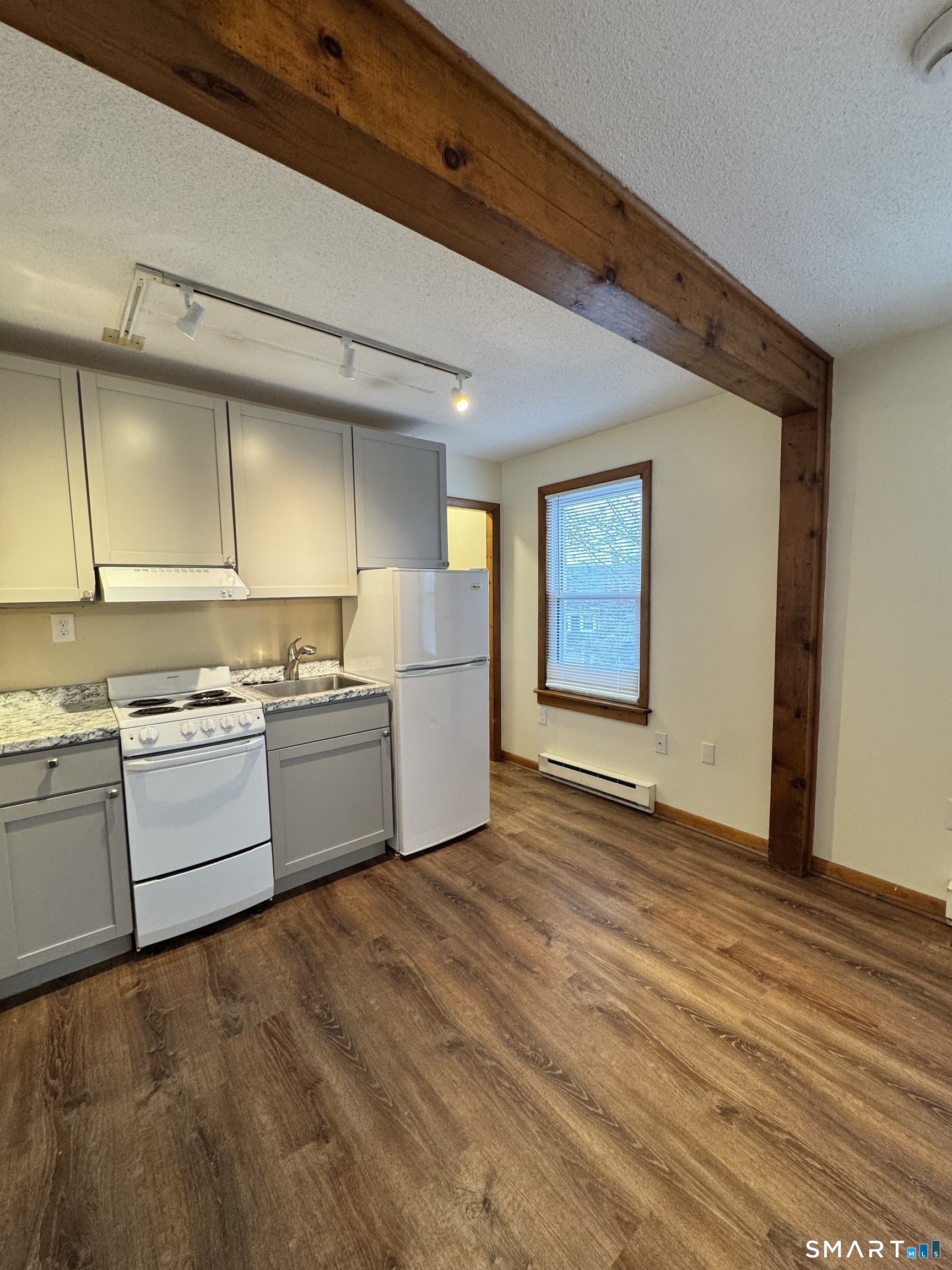49 Ledyard Avenue Groton CT 06340