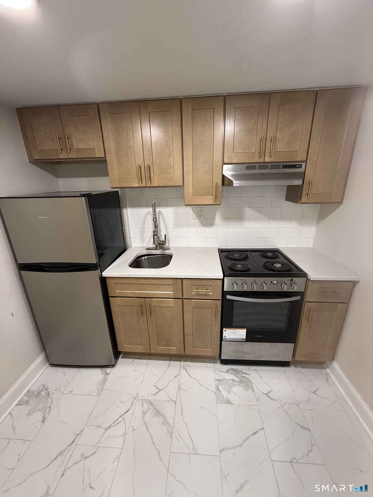 18-Unit D Cherry Street Milford CT 06460