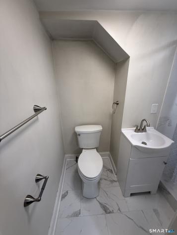 18-Unit D Cherry Street Milford CT 06460