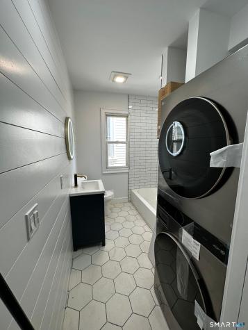 82 Howard Avenue New Haven CT 06519
