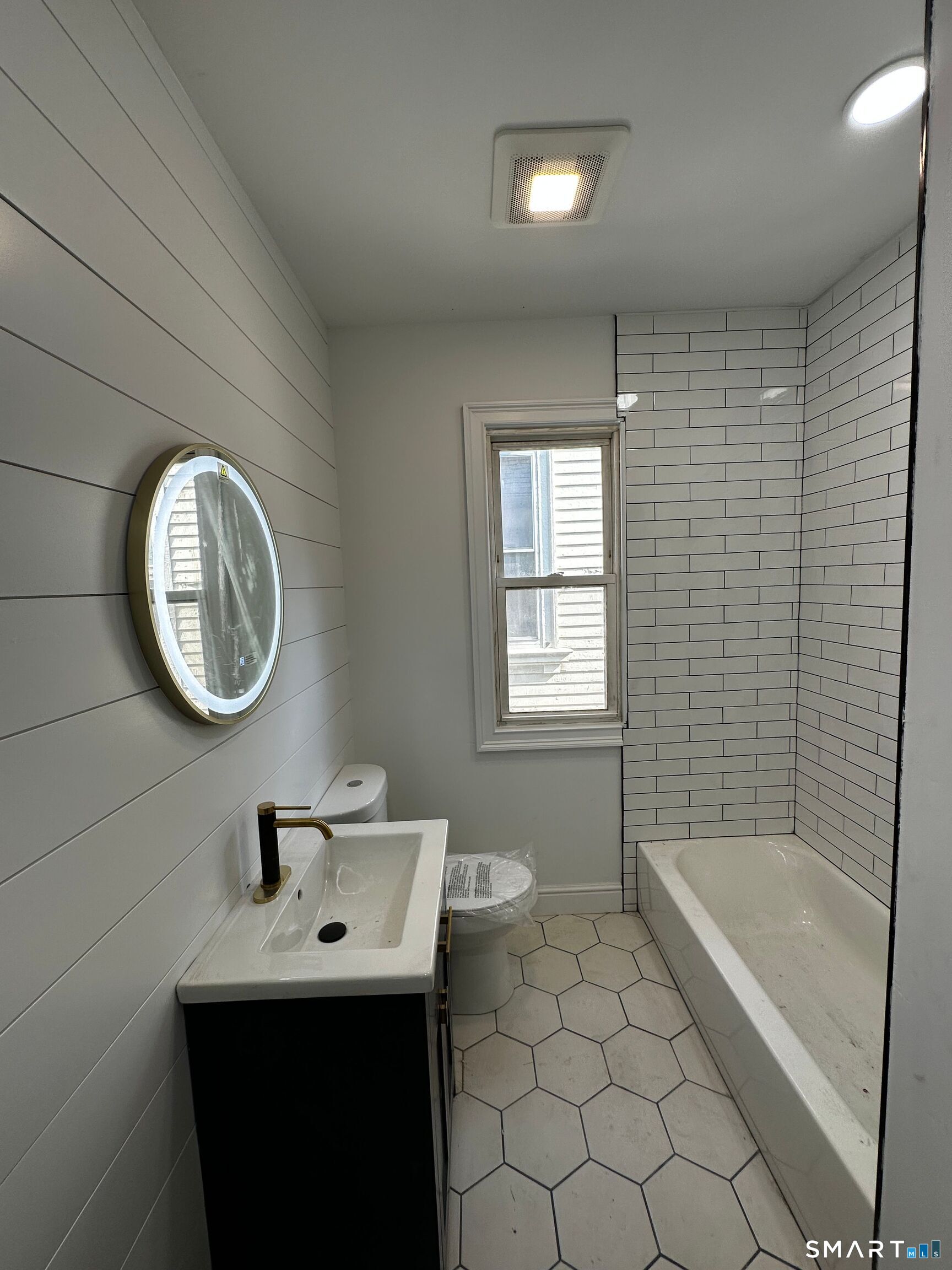 82 Howard Avenue New Haven CT 06519
