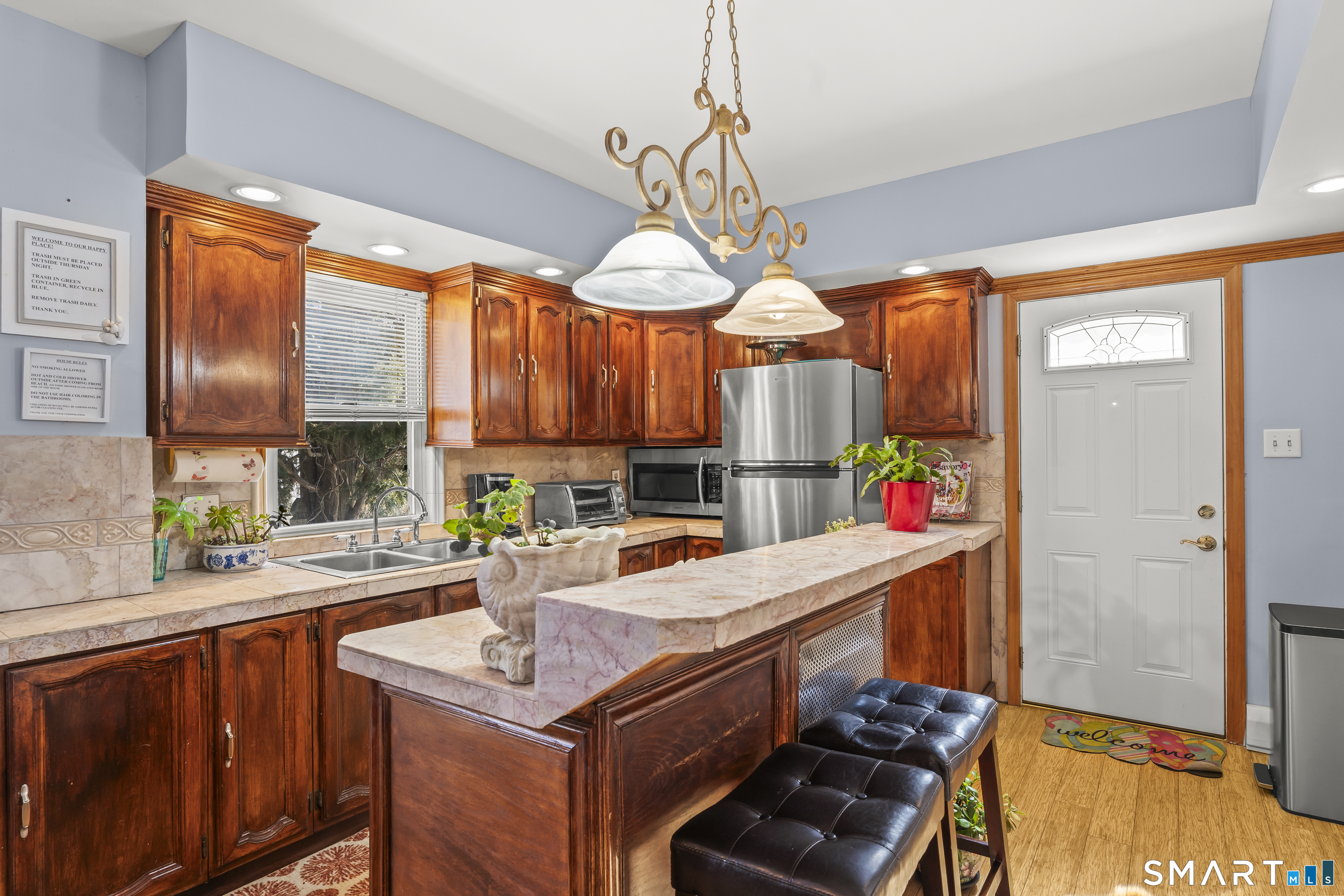 94 Neptune Avenue New London CT 06320