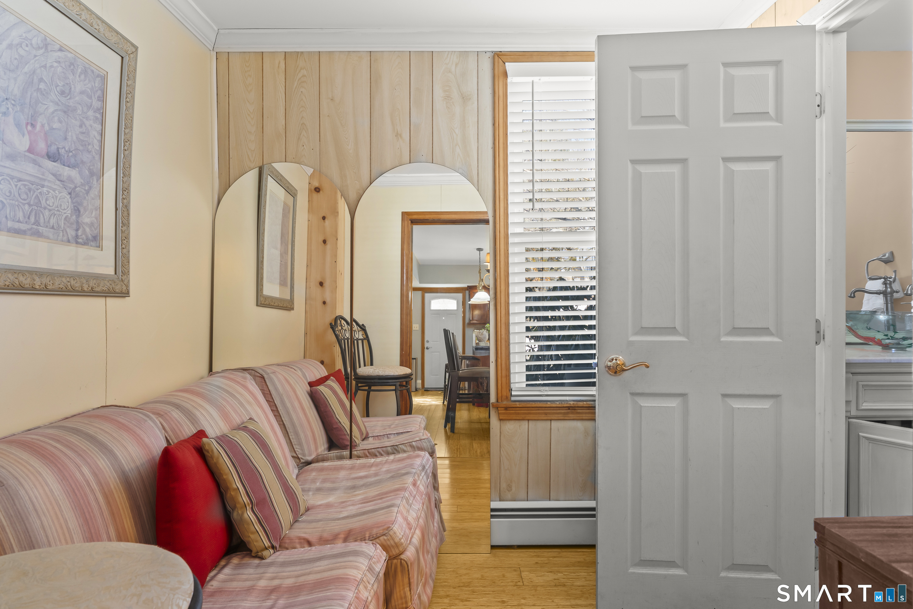 94 Neptune Avenue New London CT 06320