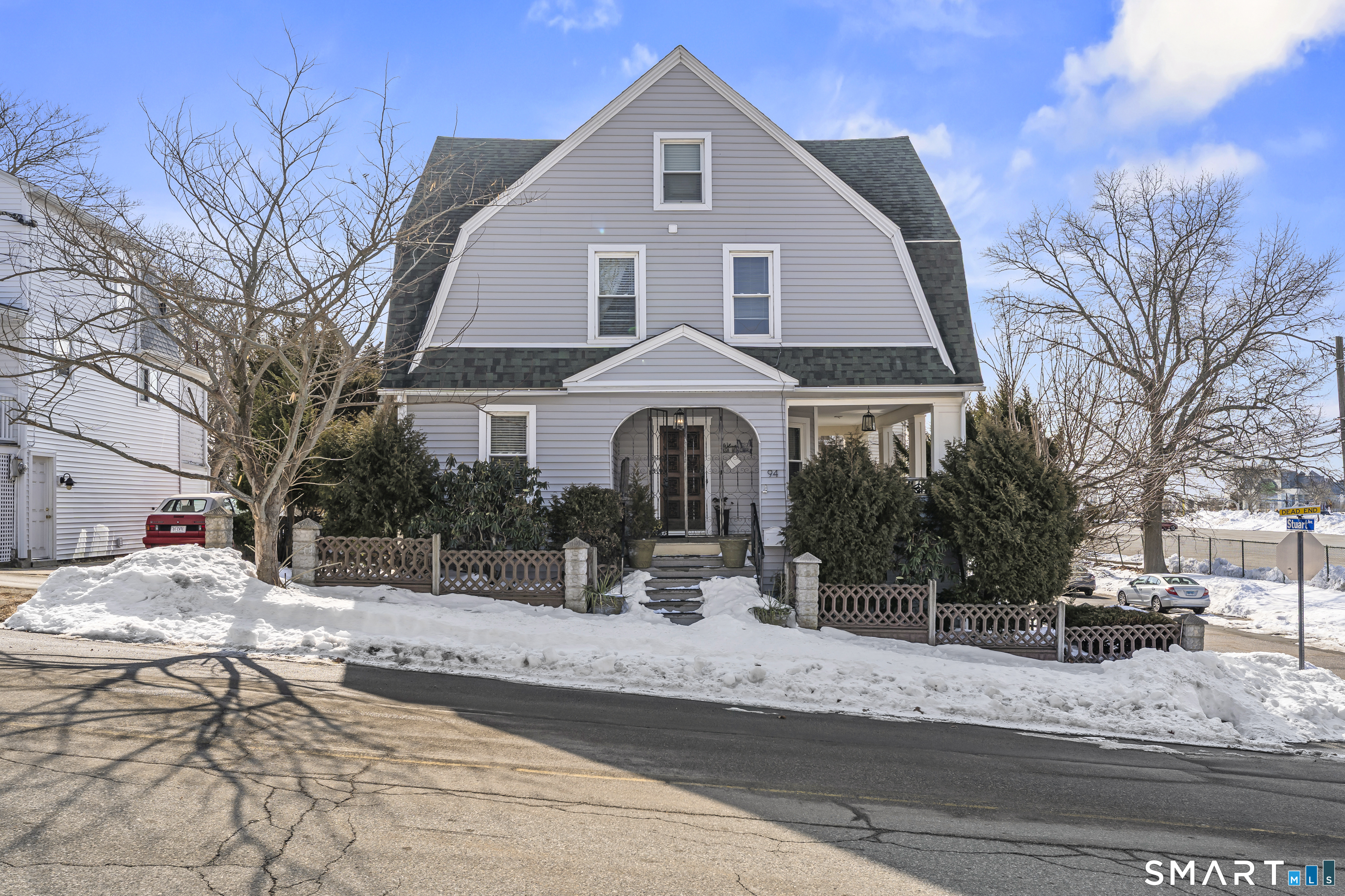 94 Neptune Avenue New London CT 06320