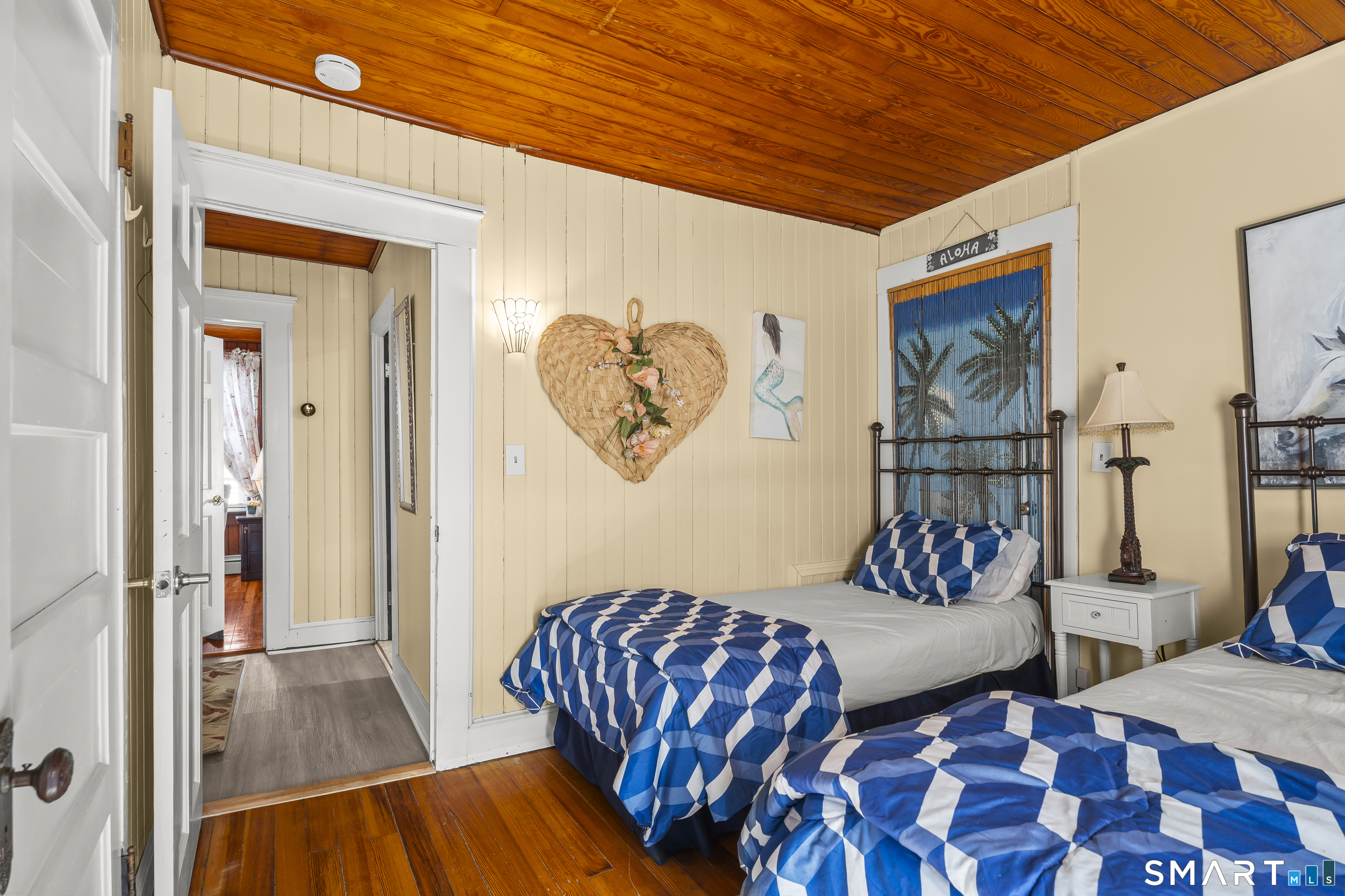 94 Neptune Avenue New London CT 06320