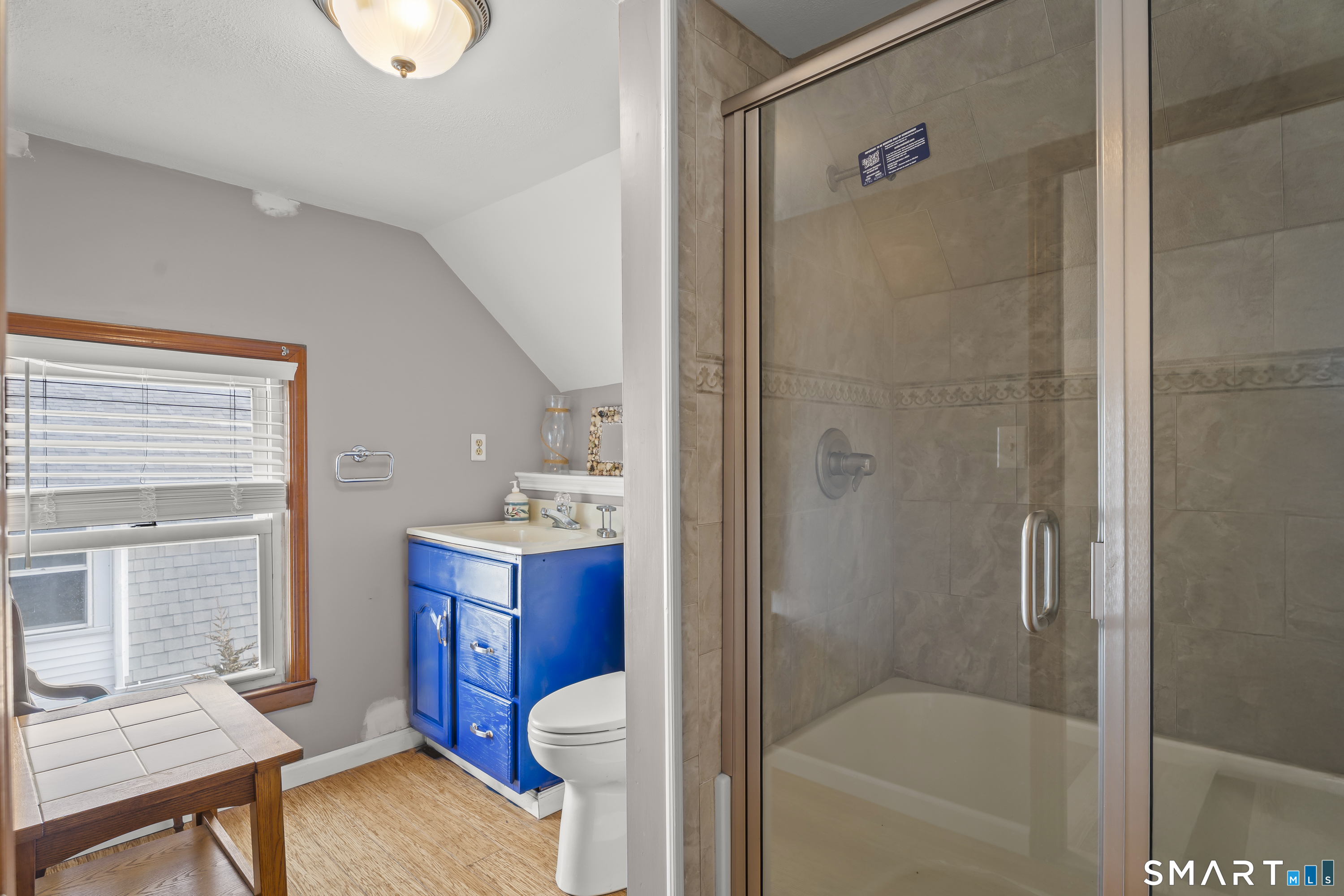 94 Neptune Avenue New London CT 06320