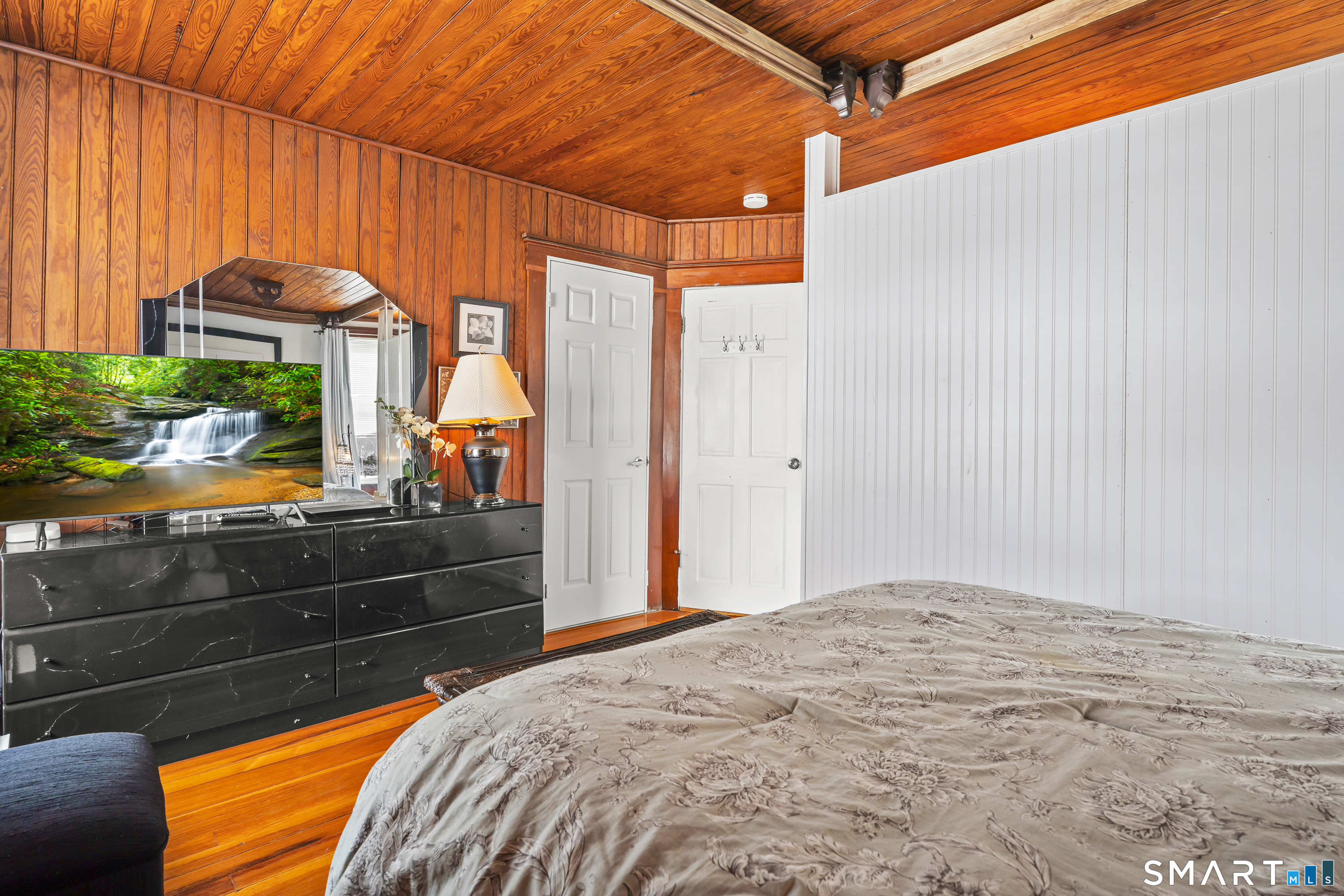 94 Neptune Avenue New London CT 06320