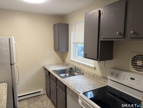 1644 Farmington Avenue Farmington CT 06085