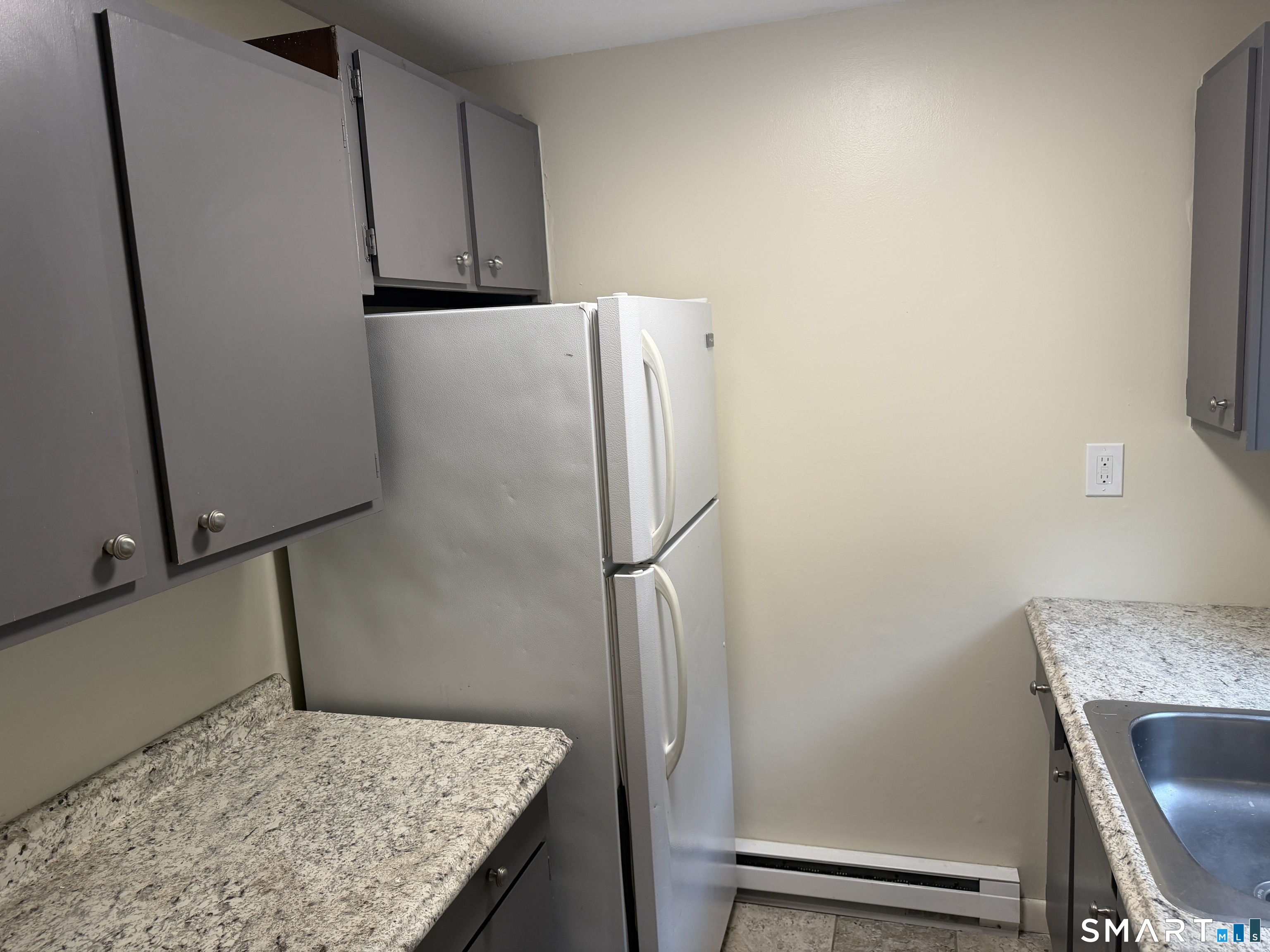 1644 Farmington Avenue Farmington CT 06085
