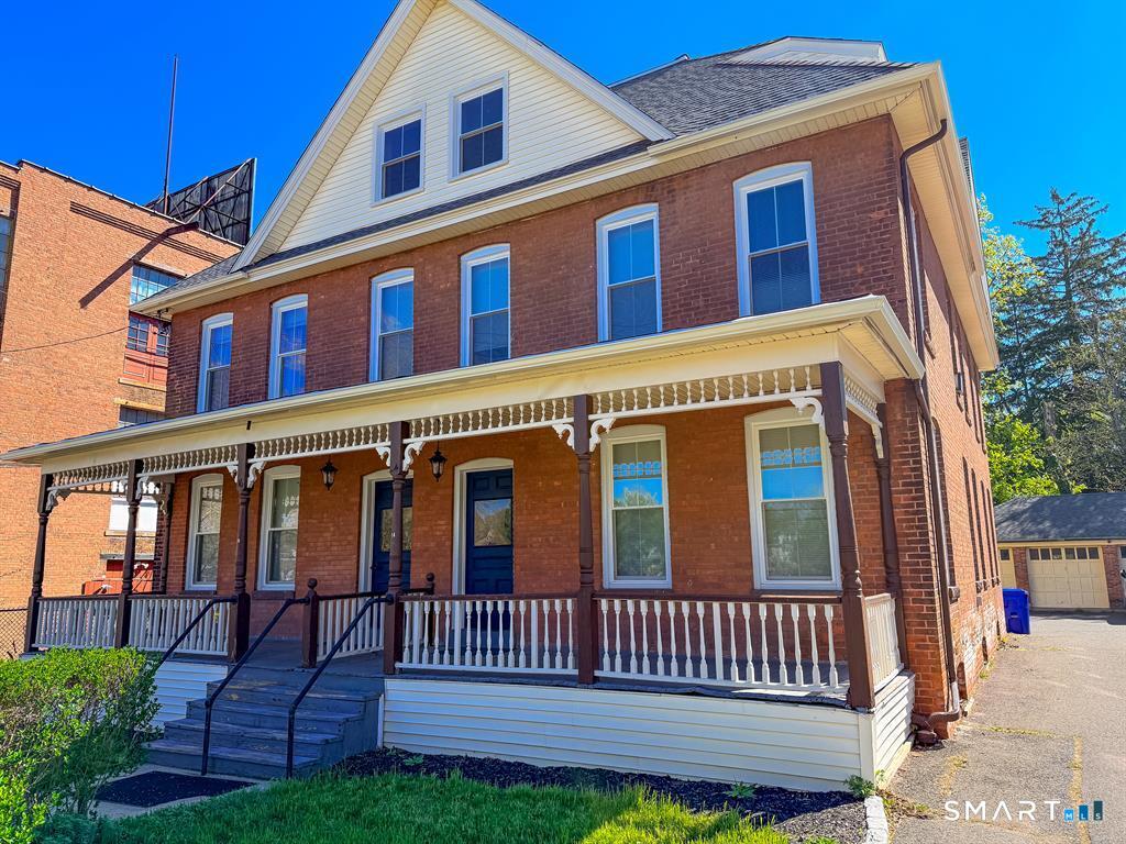 14 Pease Avenue Middletown CT 06457