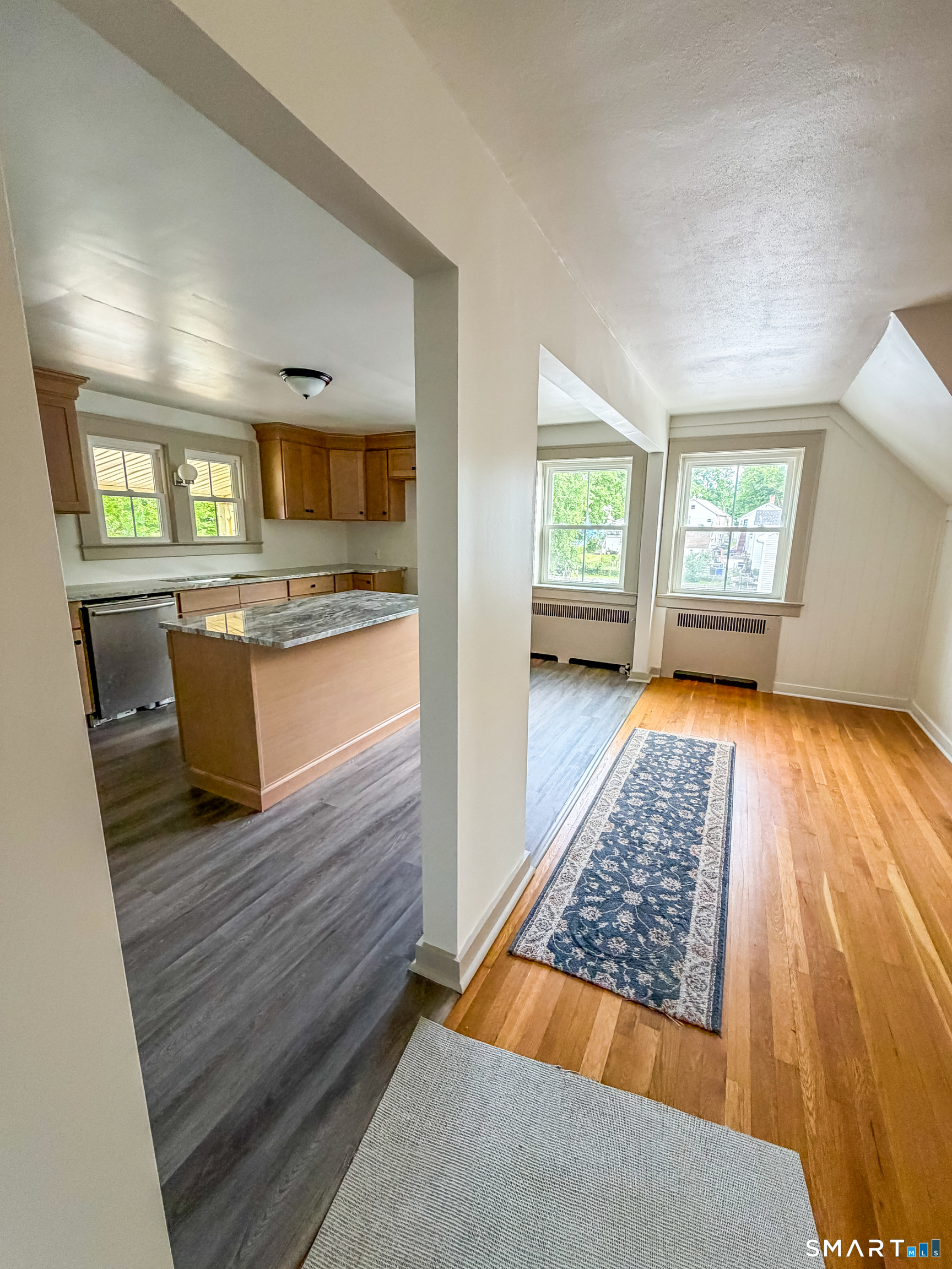 14 Pease Avenue Middletown CT 06457