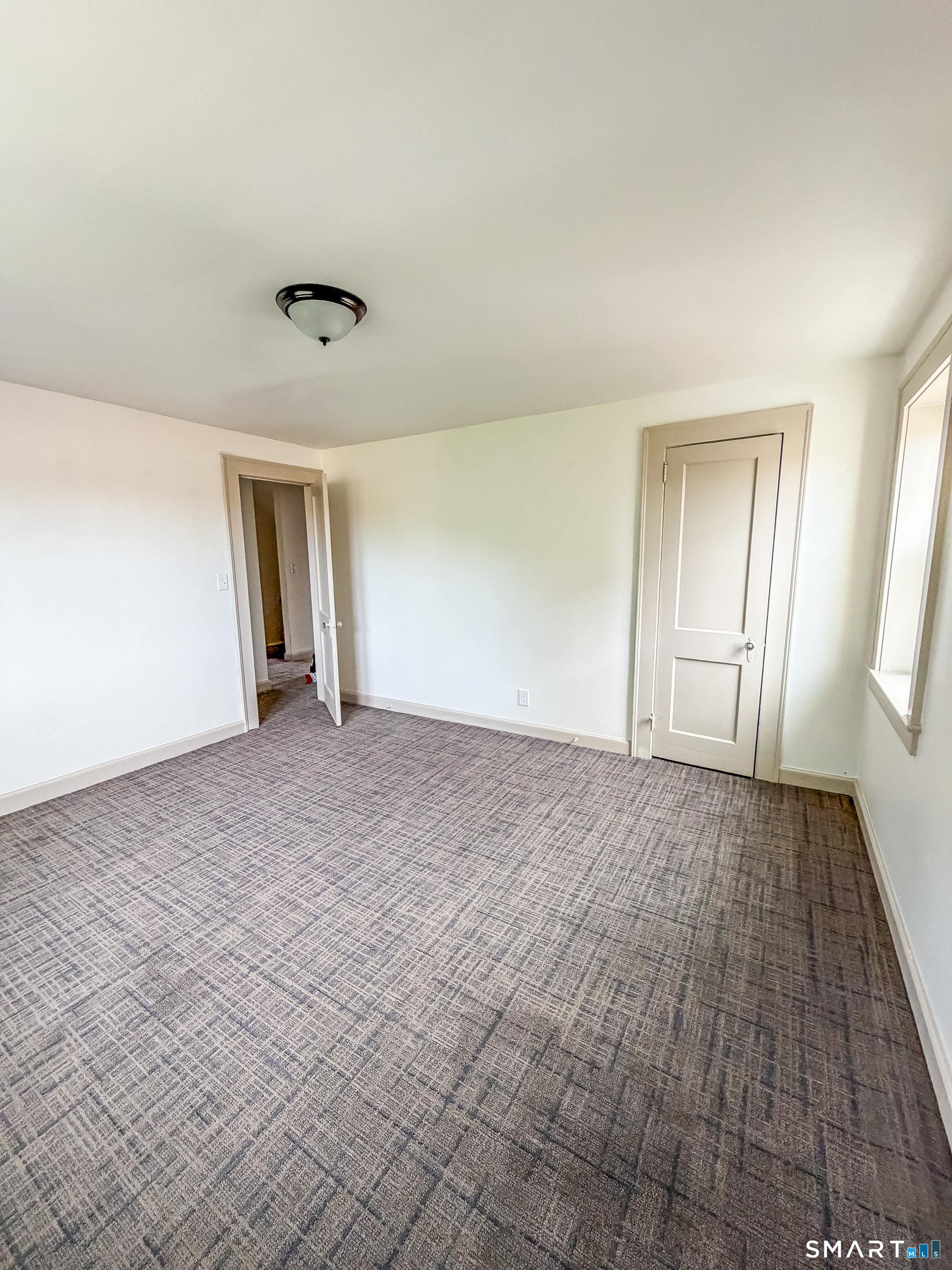 14 Pease Avenue Middletown CT 06457