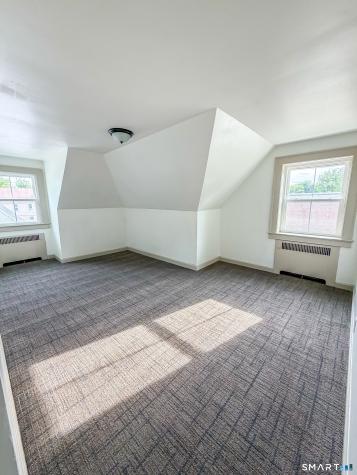 14 Pease Avenue Middletown CT 06457