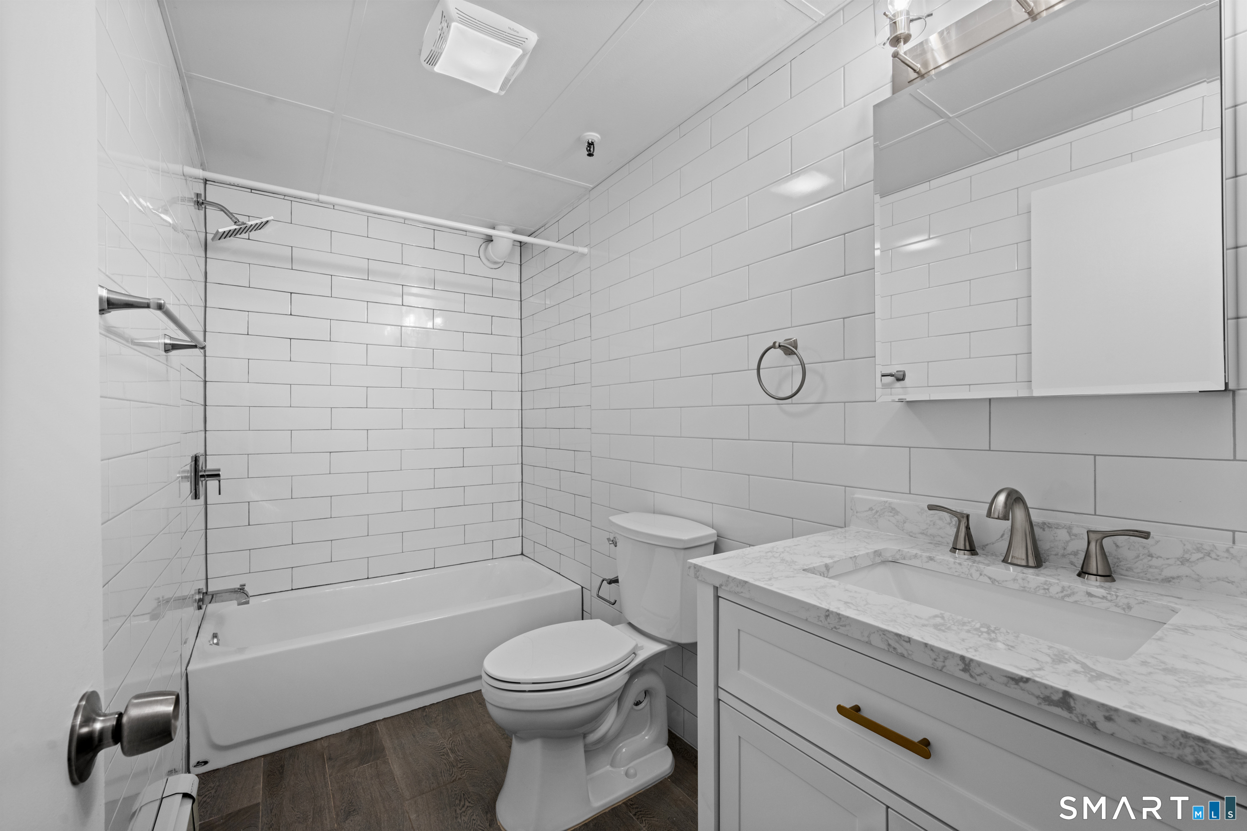 187-205 Bank Street New London CT 06320