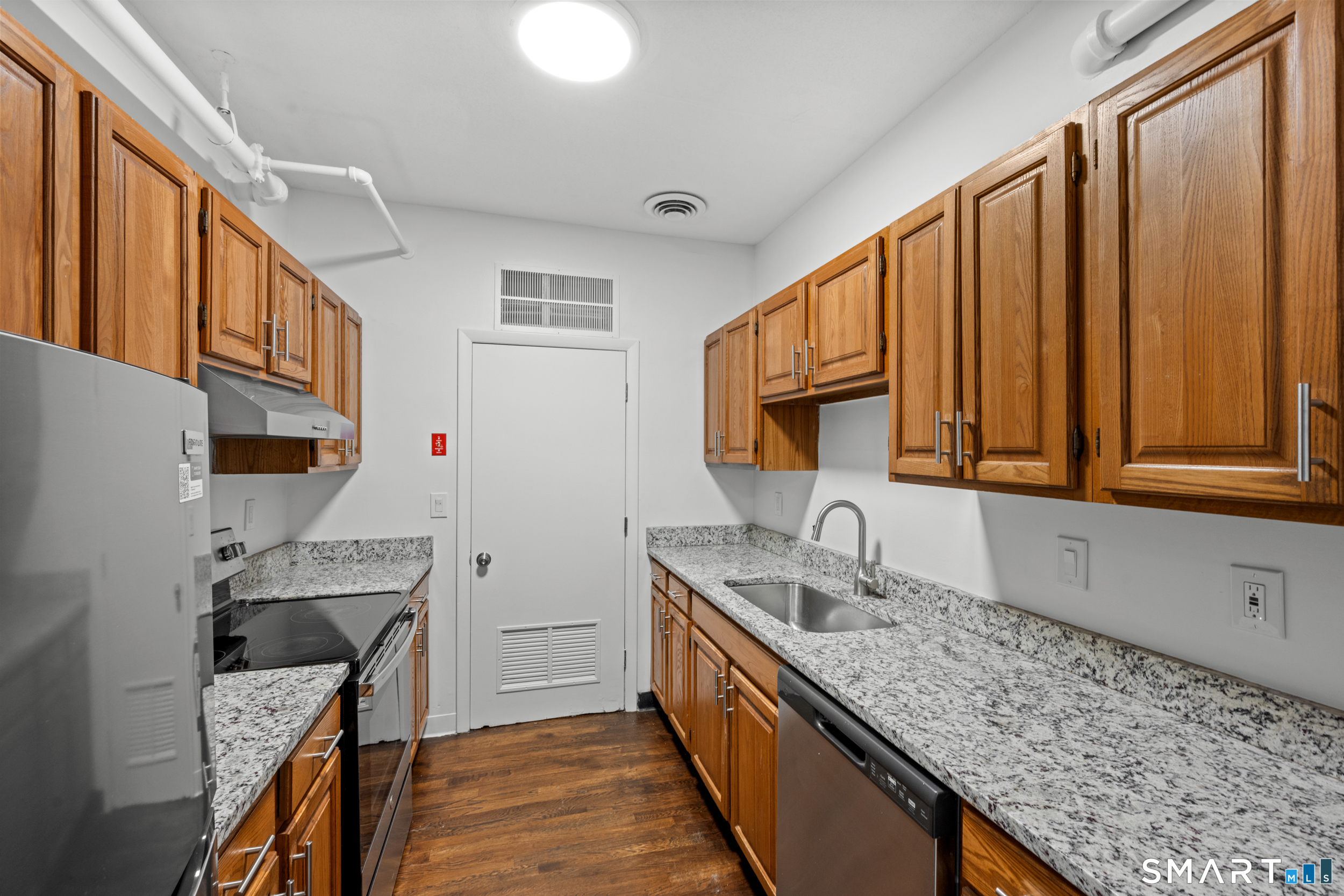 187-205 Bank Street New London CT 06320