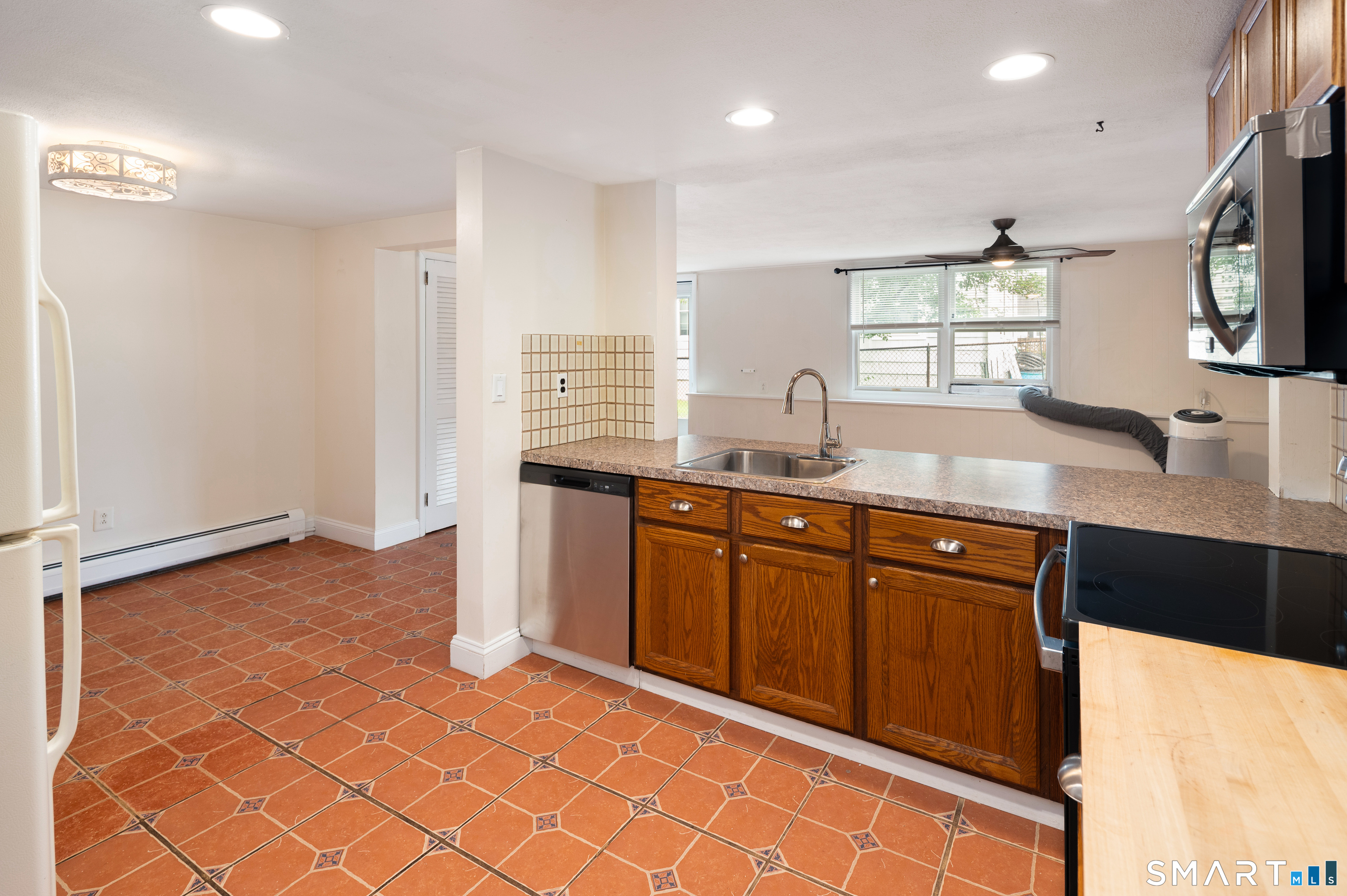 4 Yale Street Norwalk CT 06851