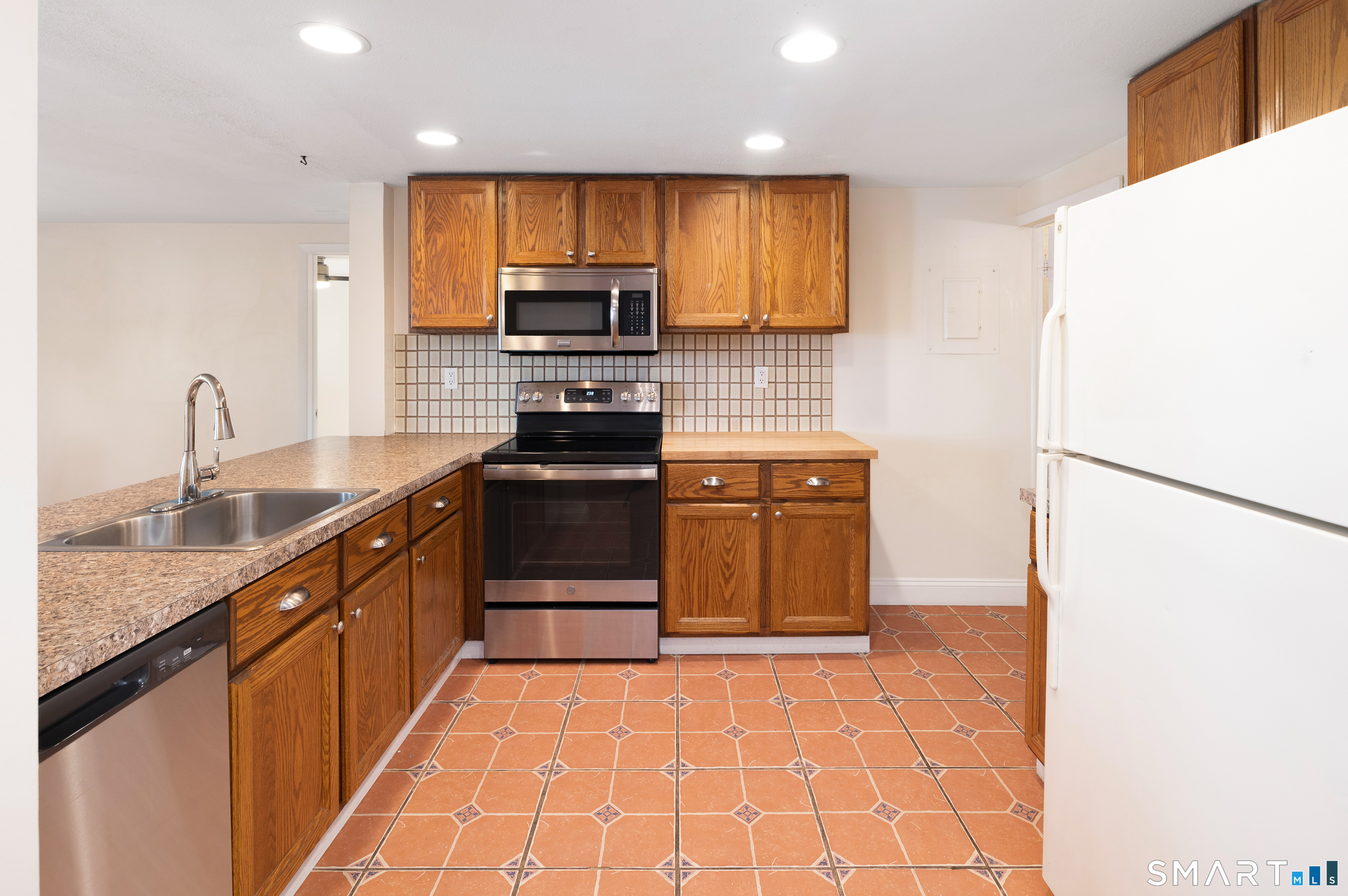 4 Yale Street Norwalk CT 06851
