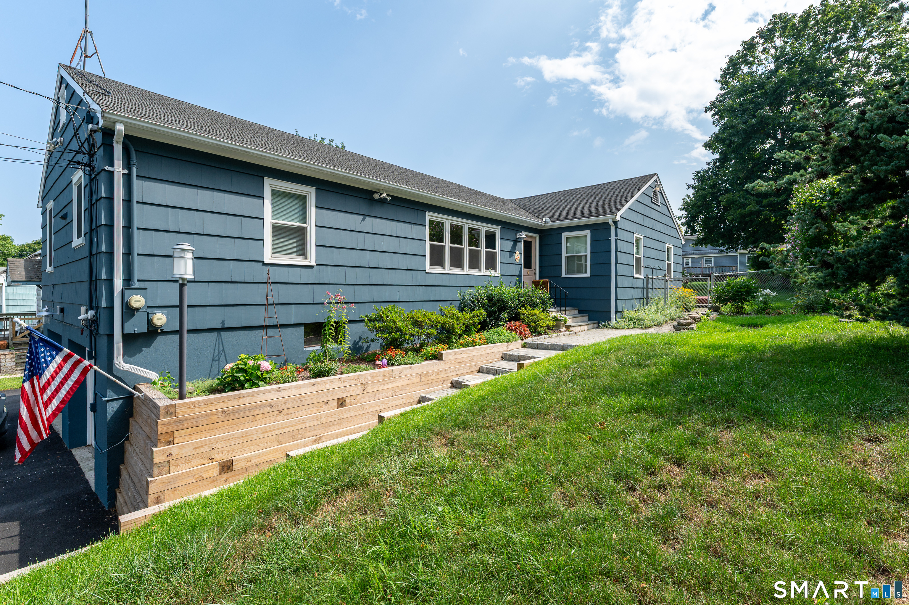 4 Yale Street Norwalk CT 06851