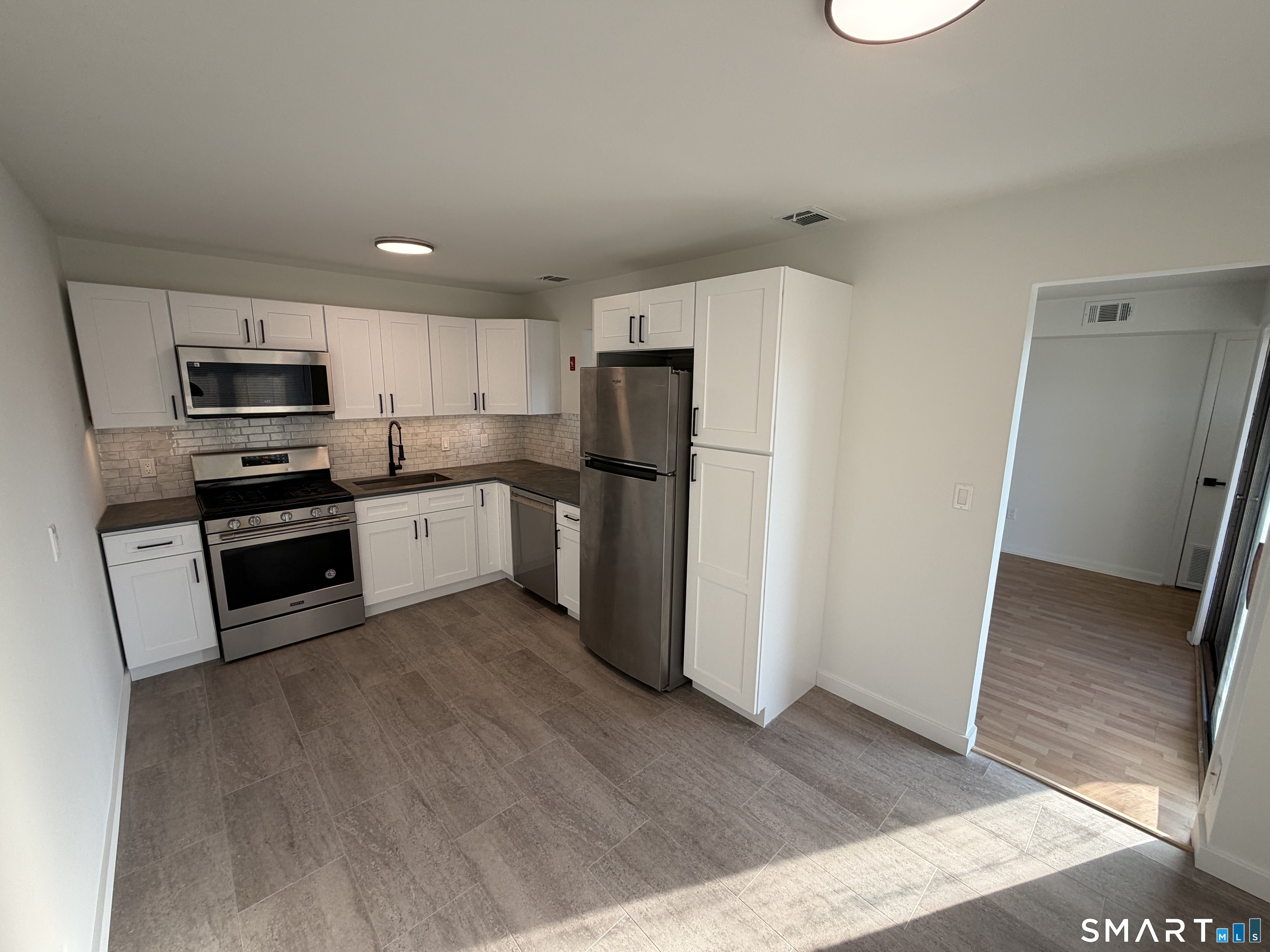 12 Cedar Court East Haven CT 06513