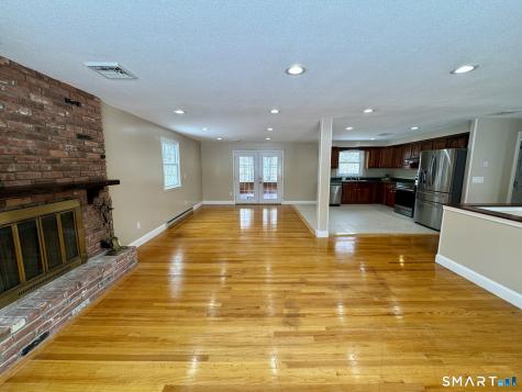 10 Longview Lane Wallingford CT 06492