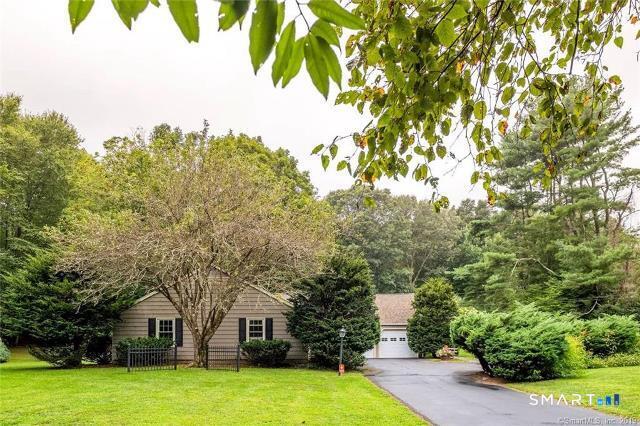 141 Flintlock Road Madison CT 06443