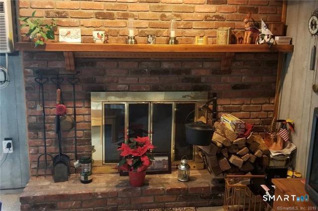 141 Flintlock Road Madison CT 06443