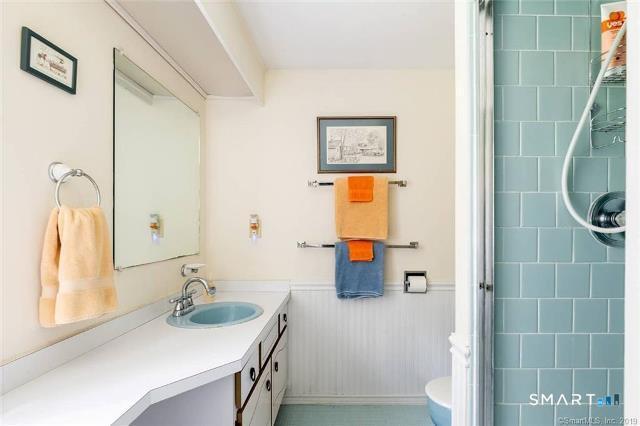 141 Flintlock Road Madison CT 06443