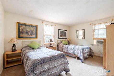 141 Flintlock Road Madison CT 06443