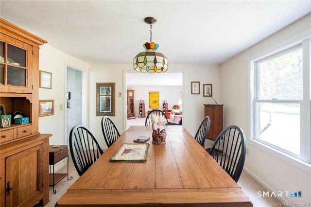 141 Flintlock Road Madison CT 06443