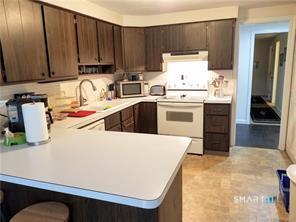 141 Flintlock Road Madison CT 06443