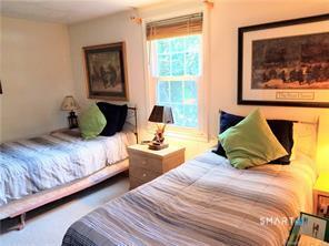 141 Flintlock Road Madison CT 06443