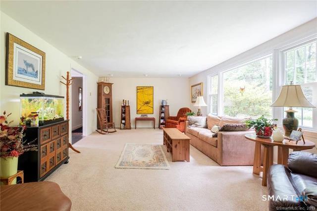 141 Flintlock Road Madison CT 06443