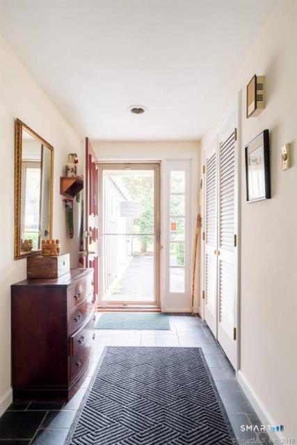 141 Flintlock Road Madison CT 06443