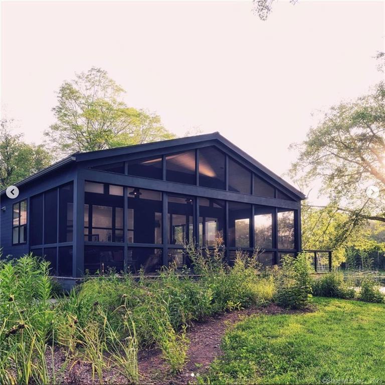8 Chester Road Warren CT 06754